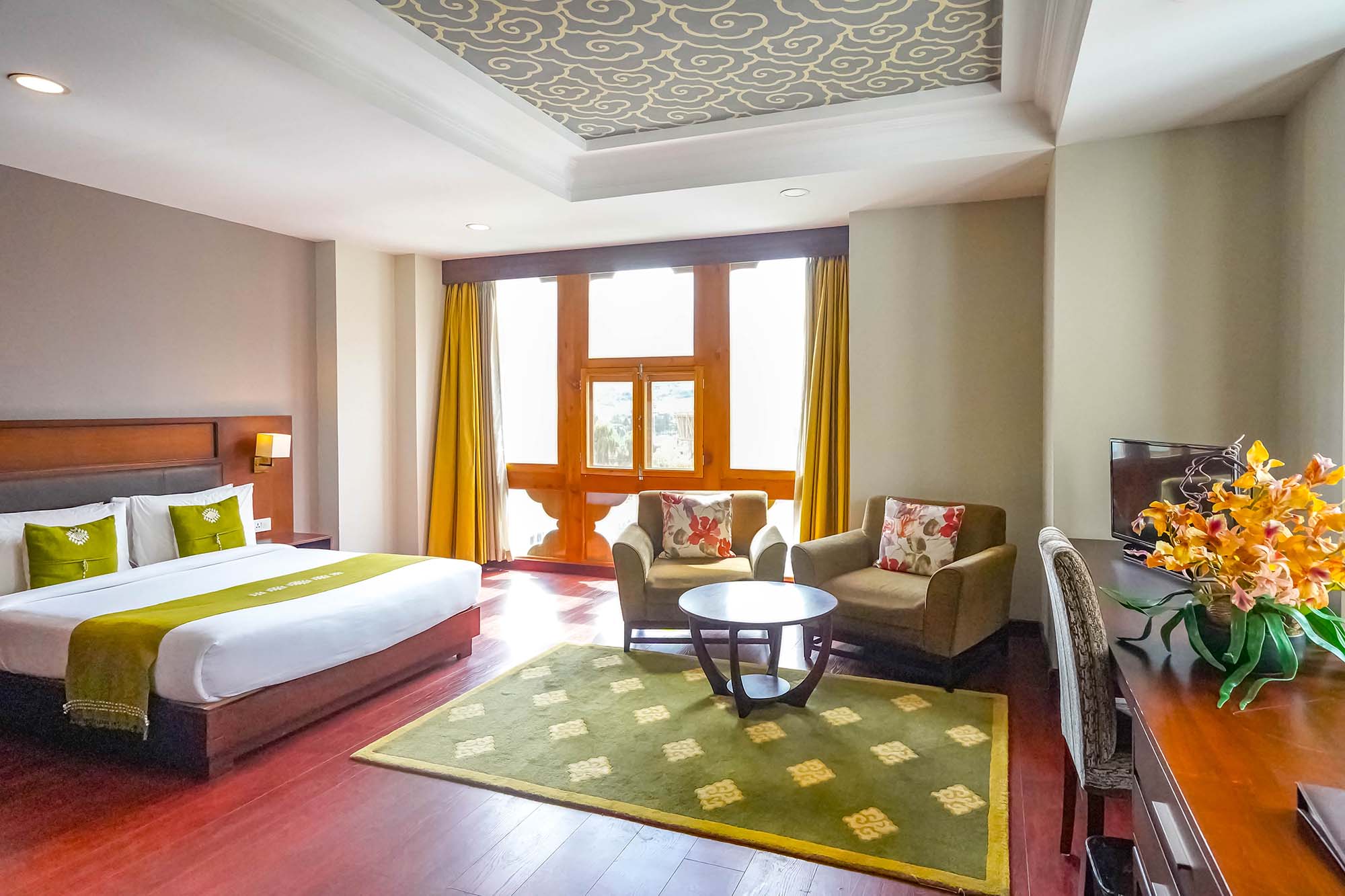 deluxe room city hotel